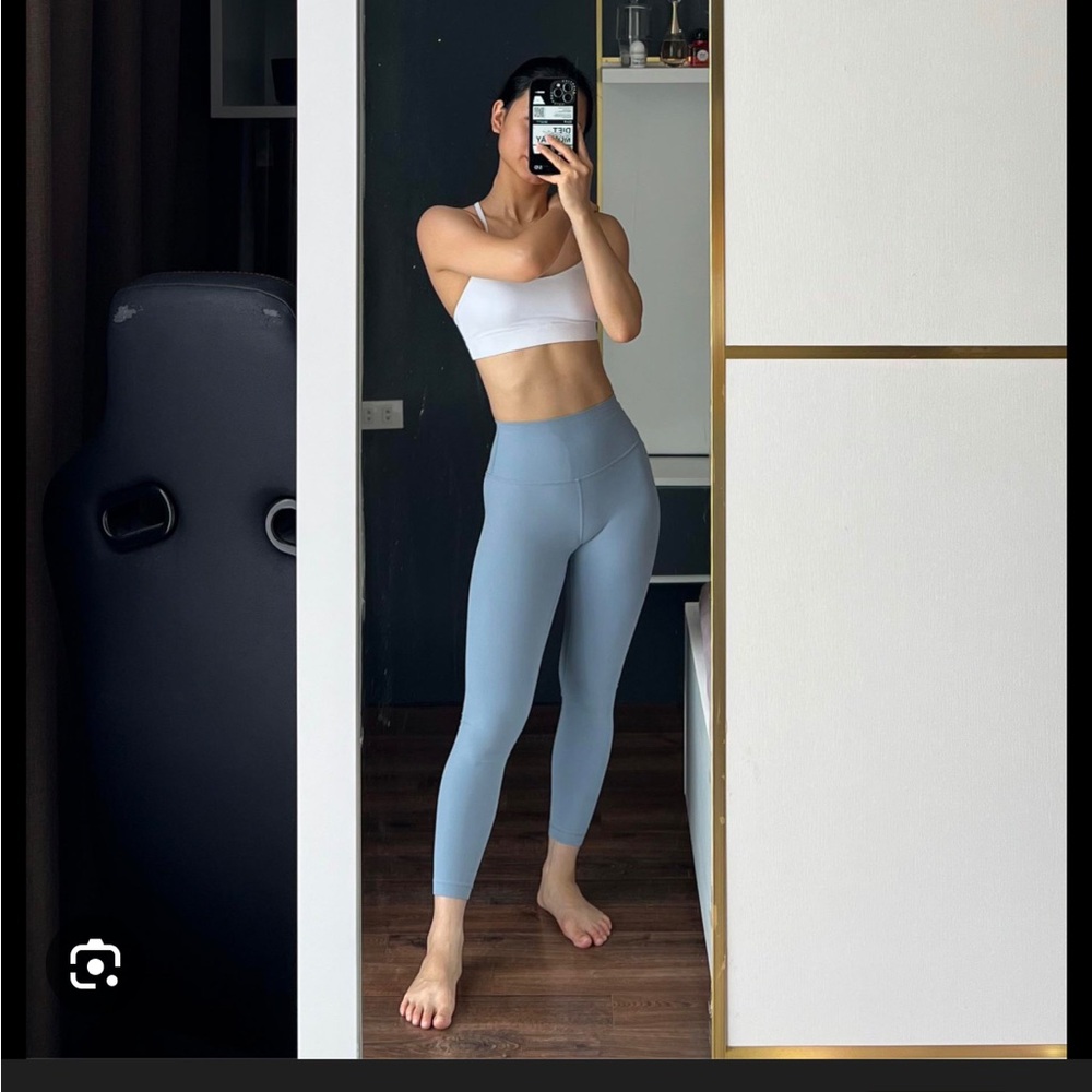 Lululemon Chambray 25” Align leggings Size 2